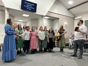 Slujire in cantare la Mosnita NOUA